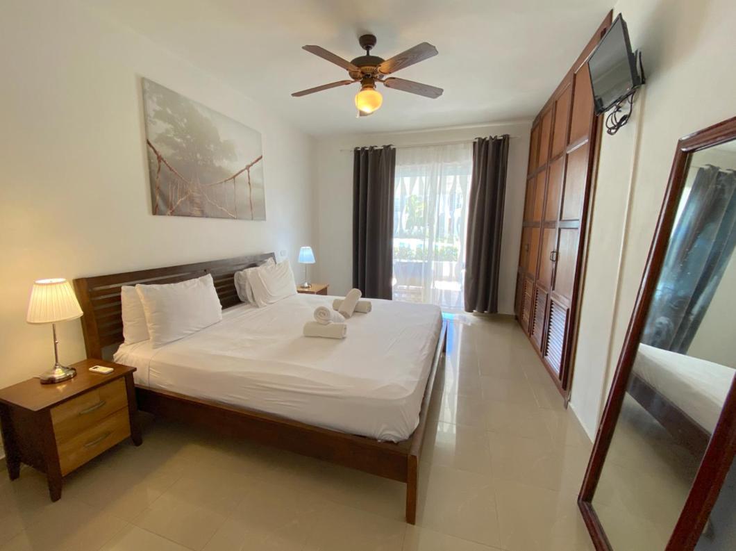 Blue Ocean Beachfront Villas & Apartments - Wifi, Pool, Bbq, Playa Los Corales Punta Cana Esterno foto